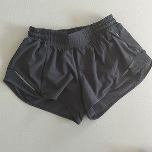 lululemon hotty hot shorts